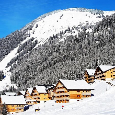 Residence Nemea Le Grand Lodge Chatel Bagian luar foto