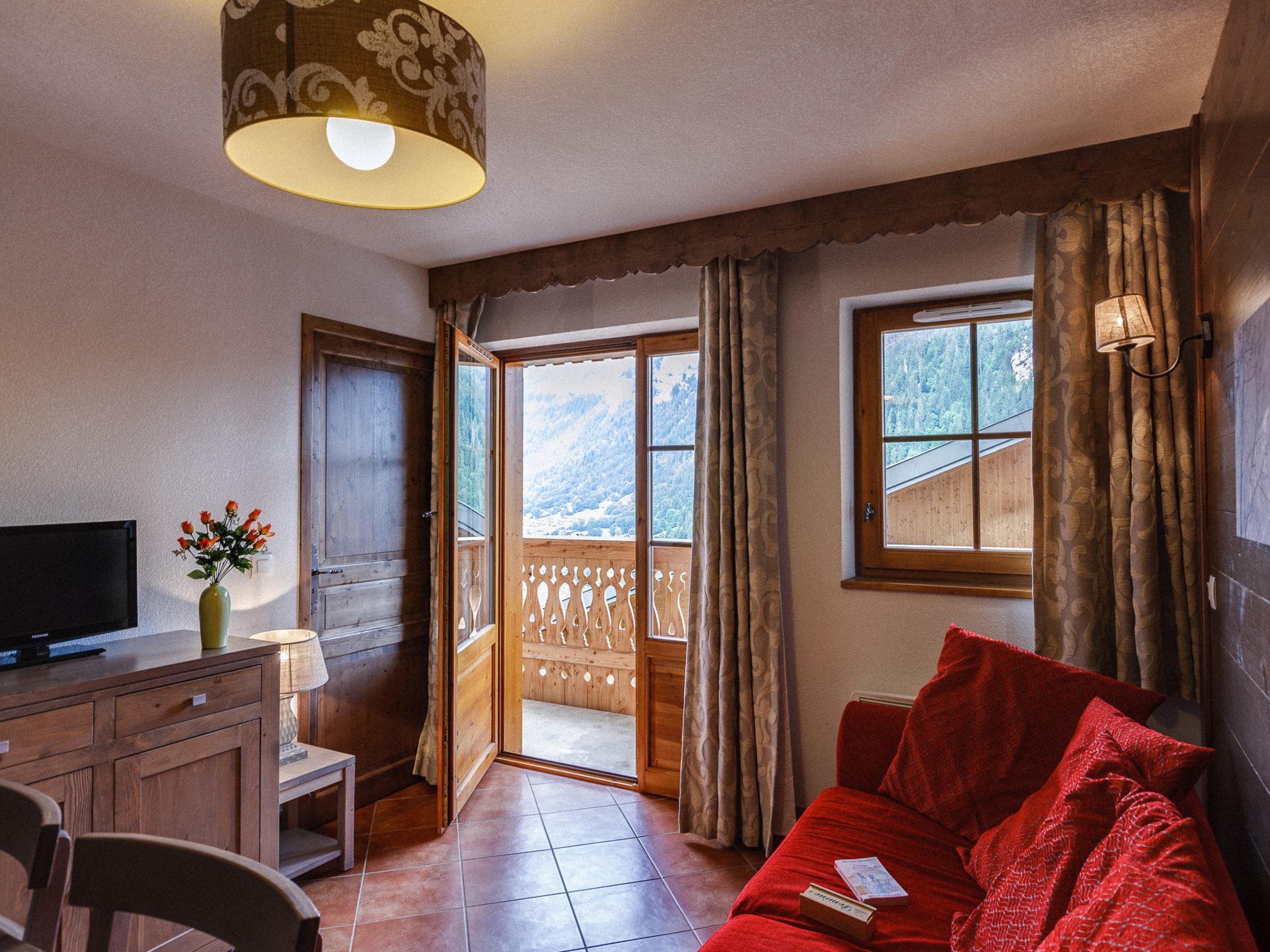Residence Nemea Le Grand Lodge Chatel Bagian luar foto