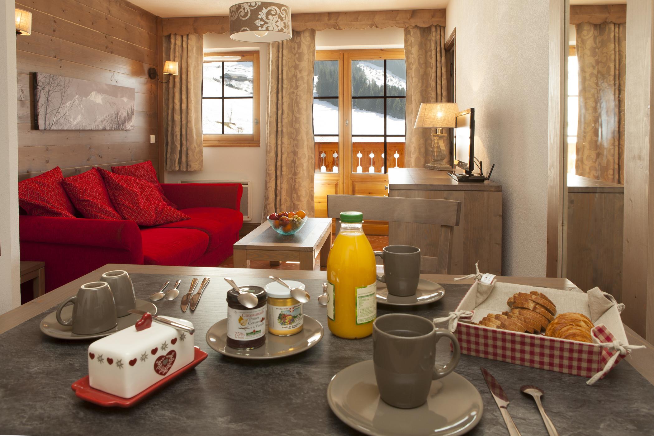 Residence Nemea Le Grand Lodge Chatel Bagian luar foto