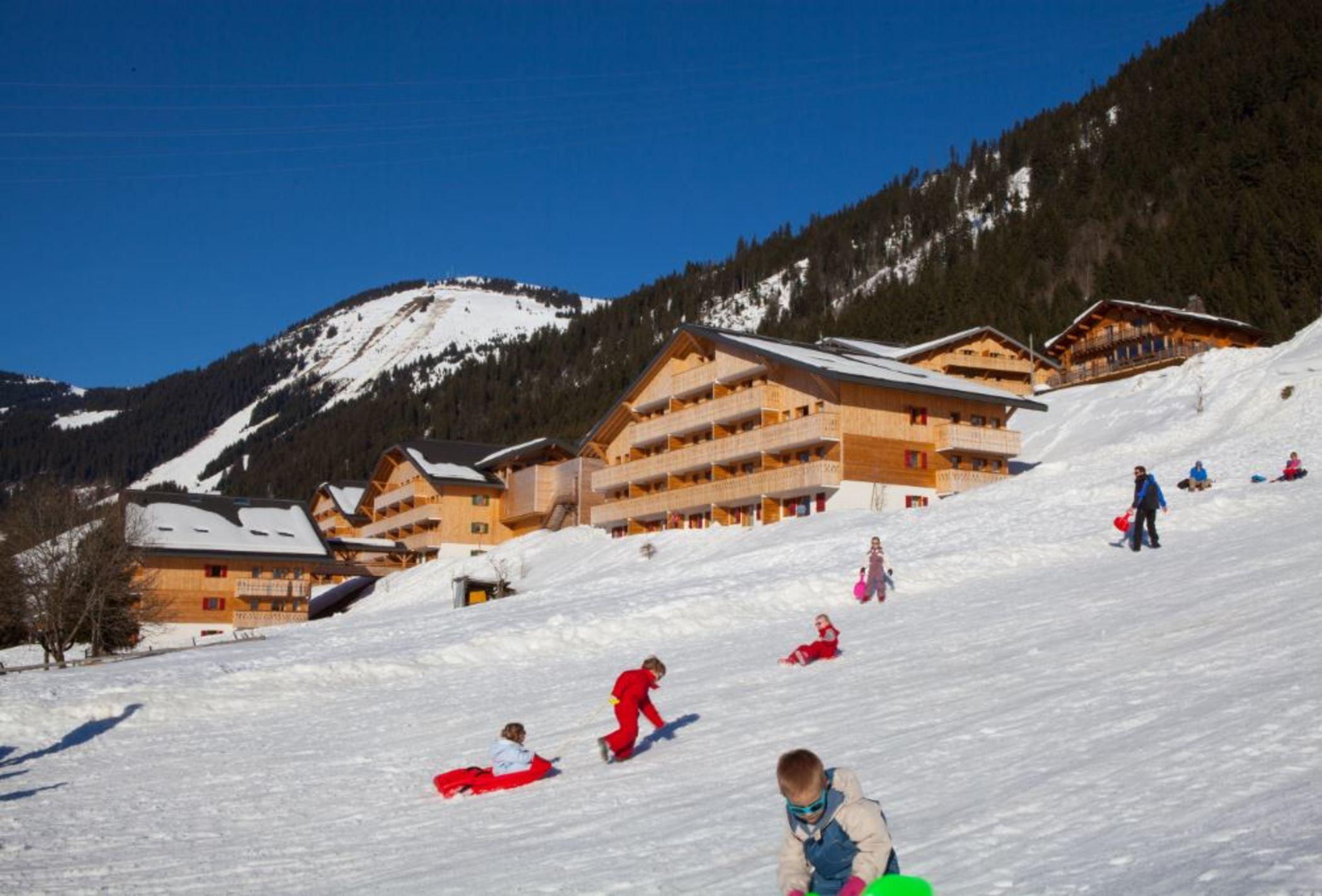 Residence Nemea Le Grand Lodge Chatel Bagian luar foto