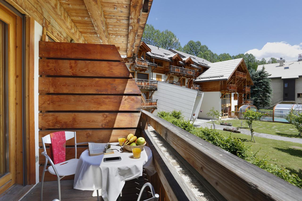 Residence Nemea Le Grand Lodge Chatel Bagian luar foto