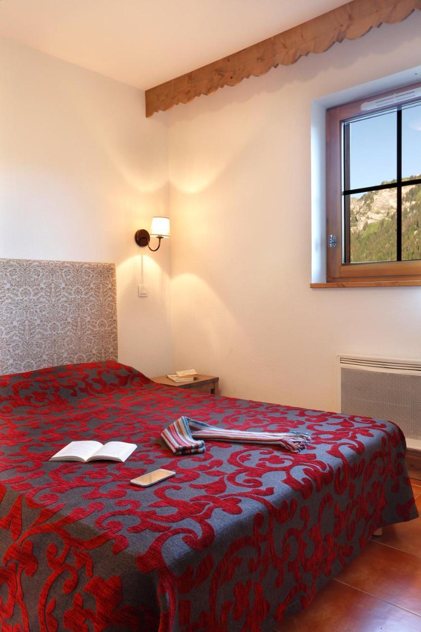 Residence Nemea Le Grand Lodge Chatel Bagian luar foto