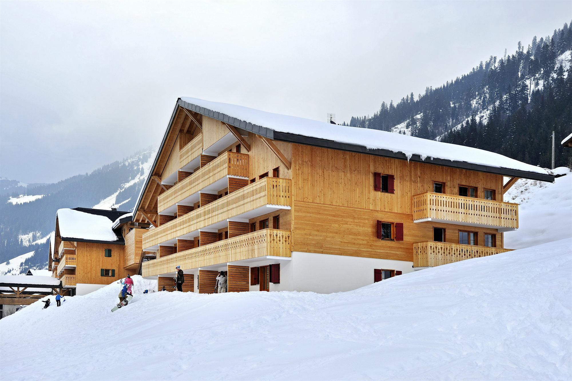 Residence Nemea Le Grand Lodge Chatel Bagian luar foto