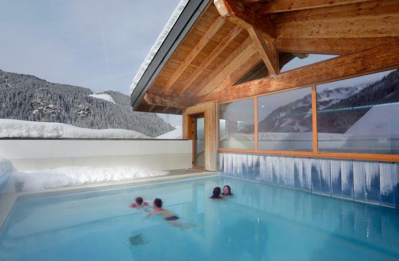 Residence Nemea Le Grand Lodge Chatel Bagian luar foto