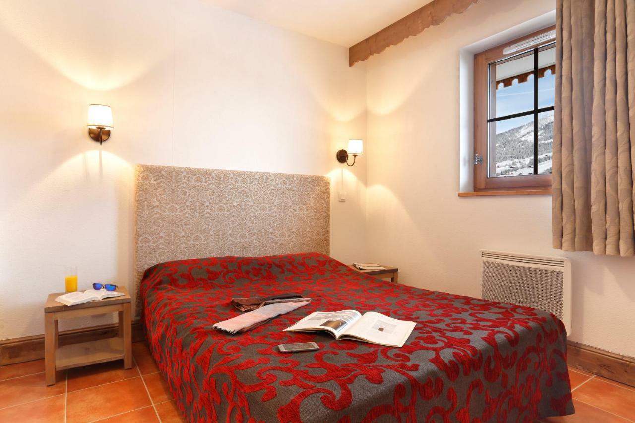 Residence Nemea Le Grand Lodge Chatel Bagian luar foto